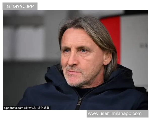 加斯佩里尼谈弗格森需在场上回应对迪巴拉言论初感不满